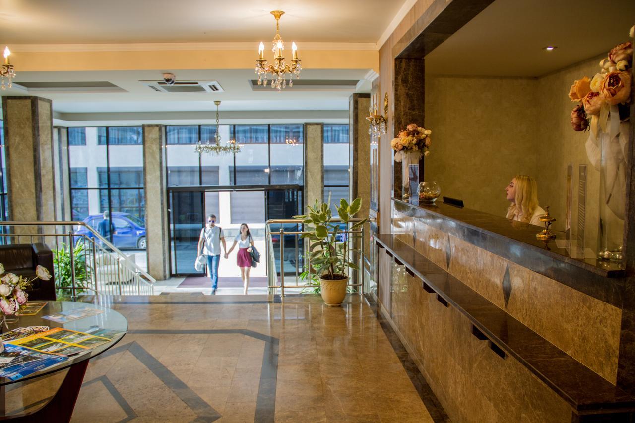 Grand Hotel Gagra Extérieur photo