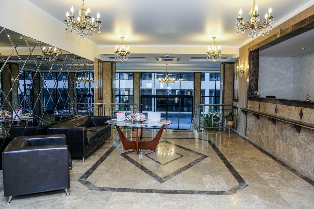 Grand Hotel Gagra Extérieur photo