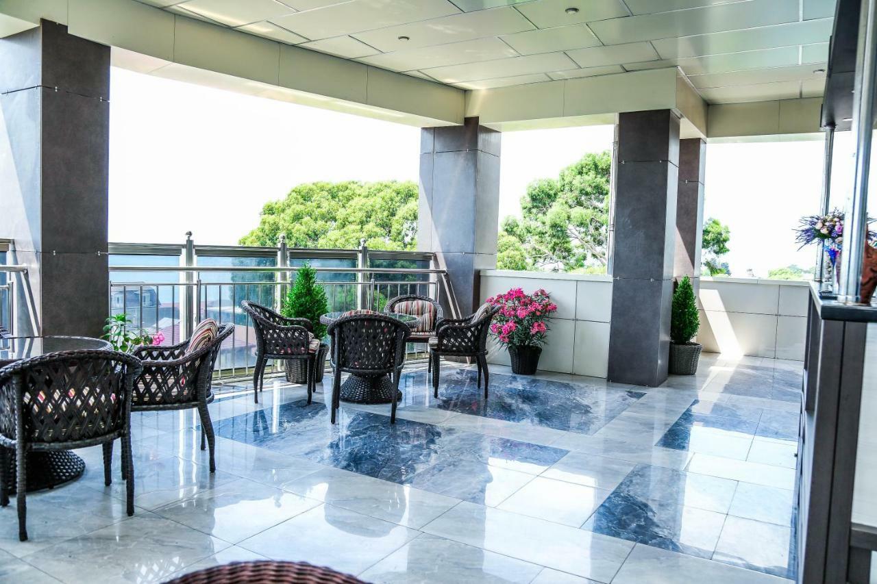 Grand Hotel Gagra Extérieur photo